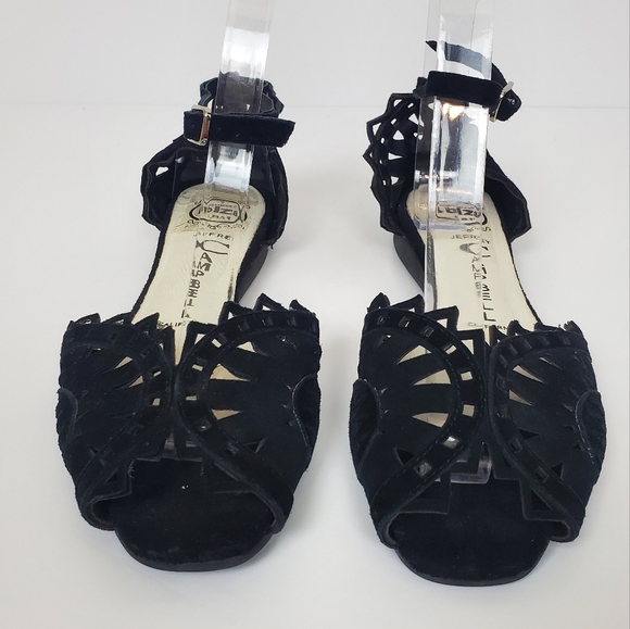 JEFFREY CAMPBELL Picado Laser Cut Sandals - Picture 5 of 12